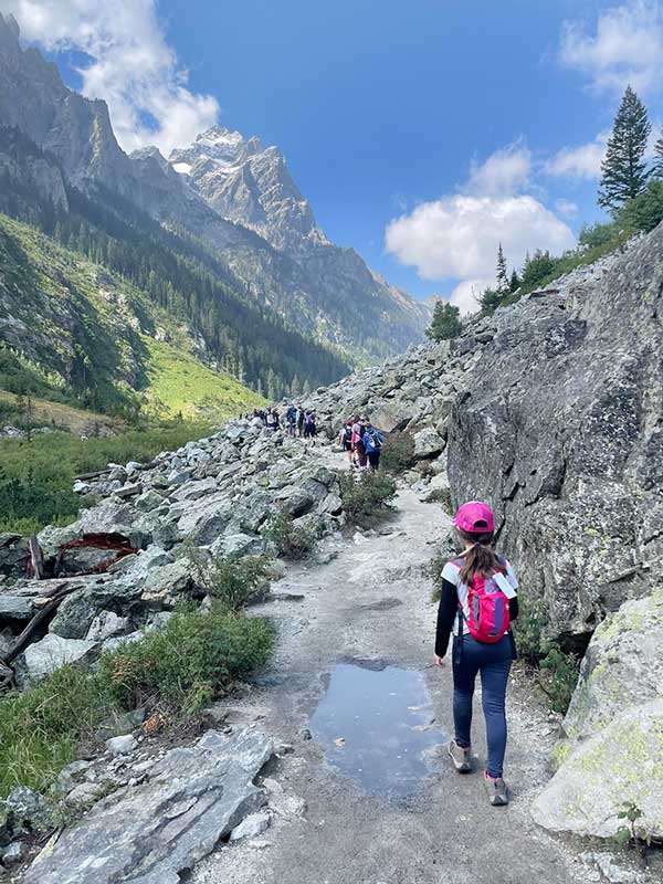 Yellowstone &amp; Tetons Family Multi-Adventure Tour - Kids Hiking