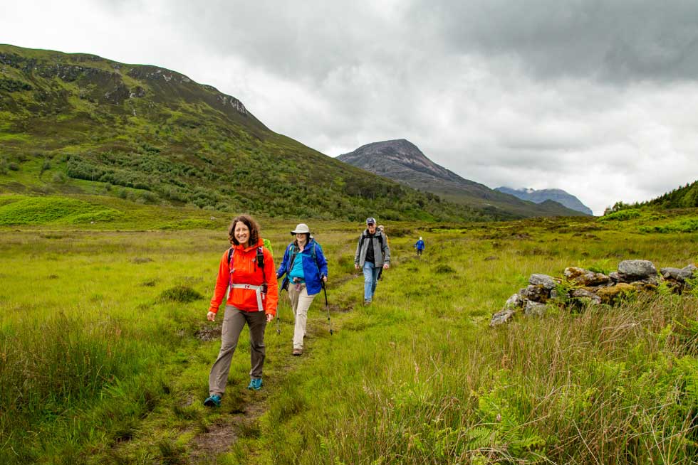 Scotland Walking &amp; Hiking Tour - Smiling Hiker