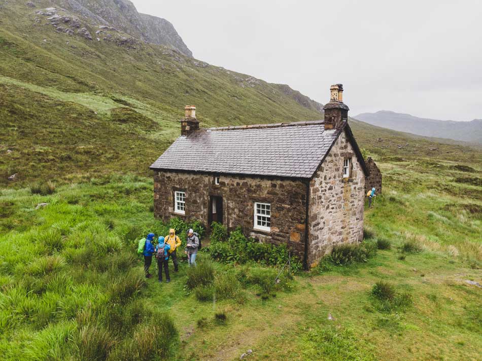 Scotland Walking &amp; Hiking Tour - Stone Hut