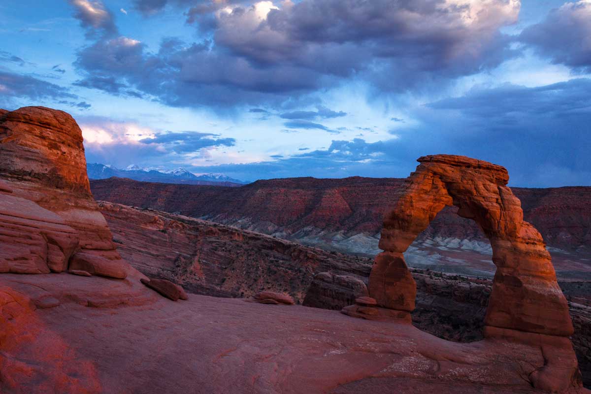 Delecate Arch Sunset in Arches National Park, Moab, Utah