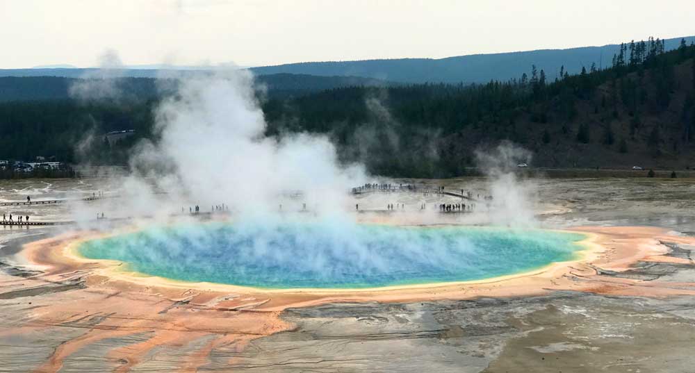 Thermal Pool at Yellowstone with crowd