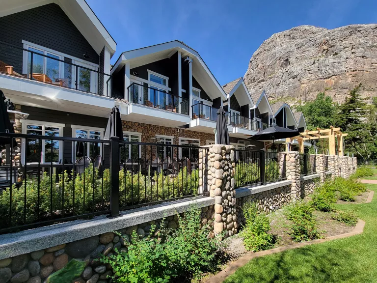 Exterior view of Kilmorey Lodge hotel.