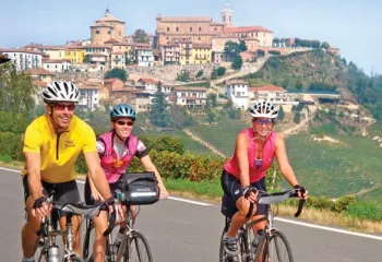 Backroads guests biking in Piedmonte (Piemonte) Italy