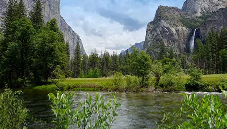 Bridalveil Falls, Yosemite National Park