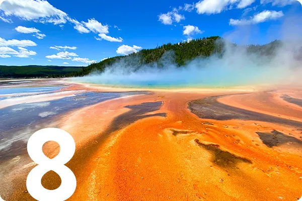 text:8 ; image: red sea with smoke rising