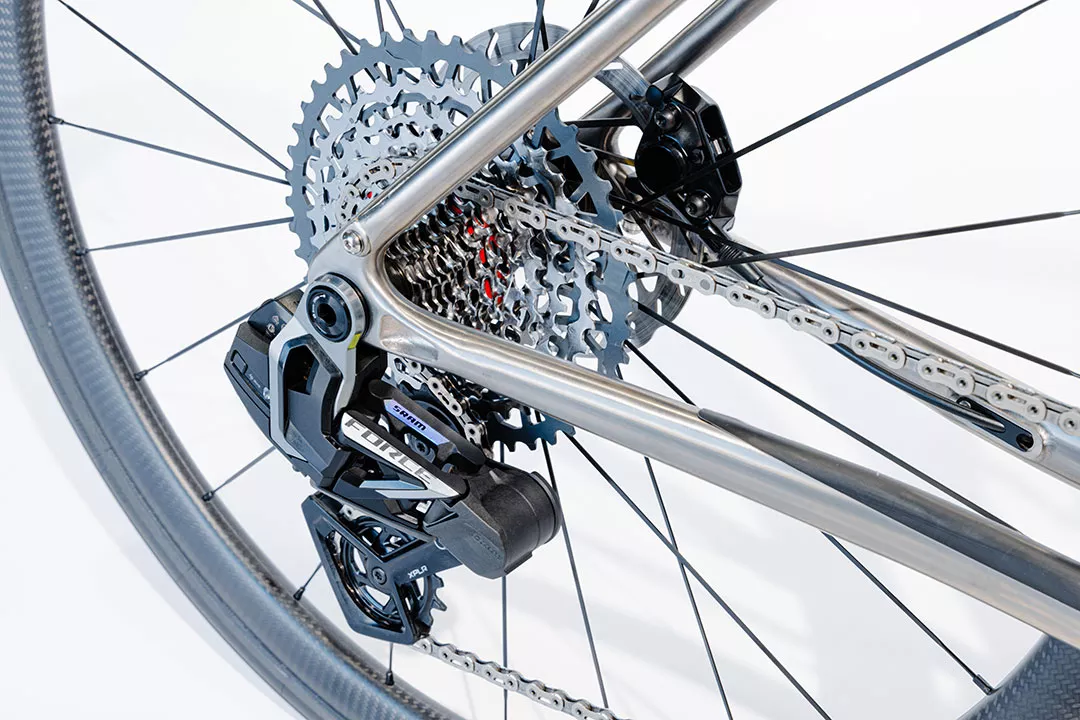 Gears and chains on performance e-bike