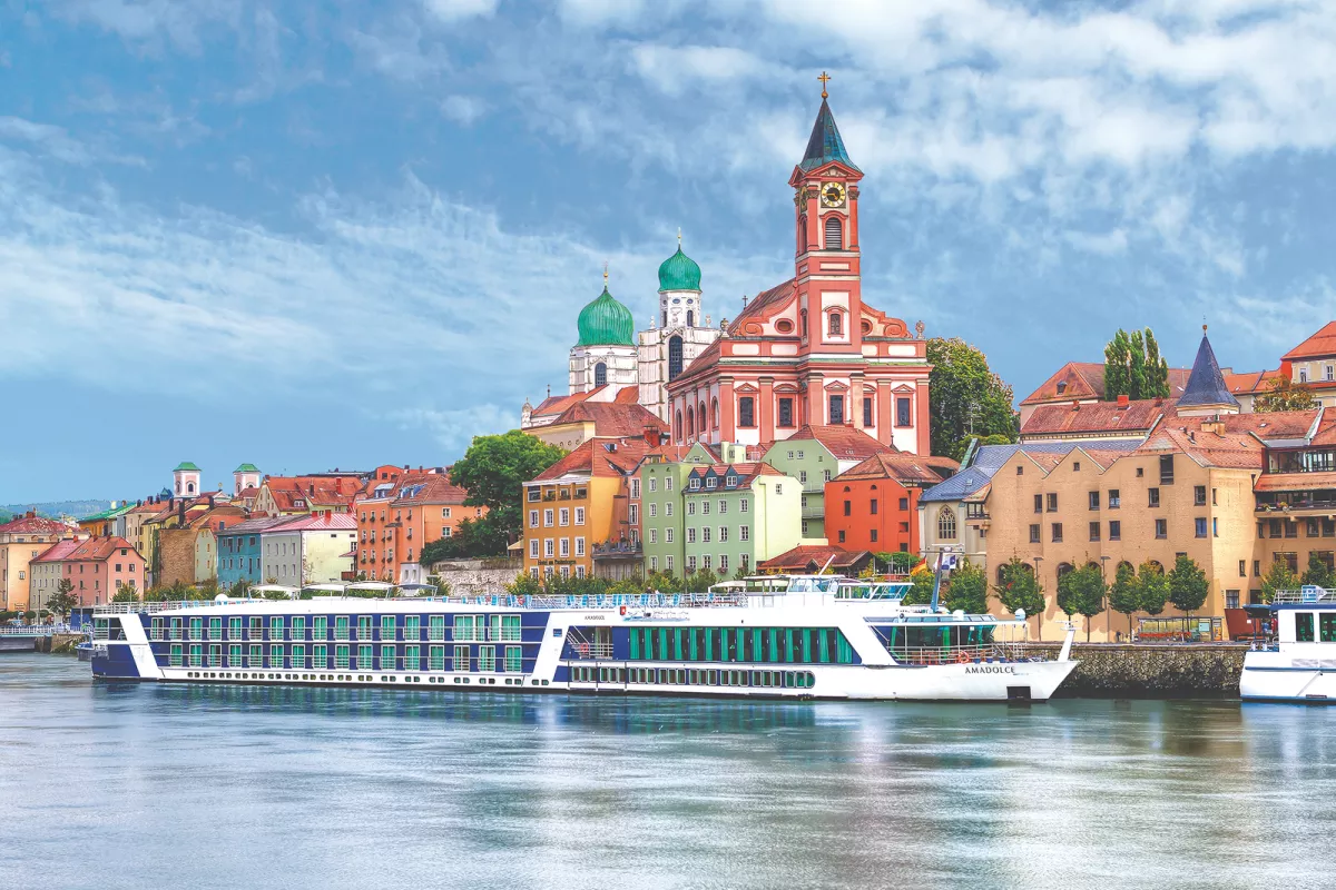 River cruise boat