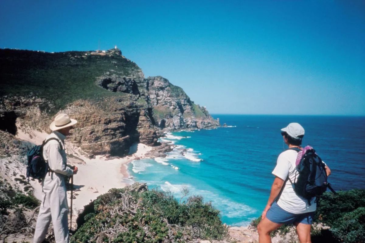 Backroads guest overlooking cliff over water