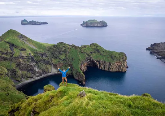 Iceland Ocean Cruise Walking & Hiking Tour - Green Islands