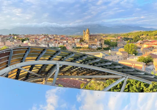 Mountain and Town View of Bilbao/Biarritz