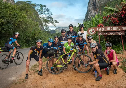 Group Photo Valle Nuevo National Park Sign
