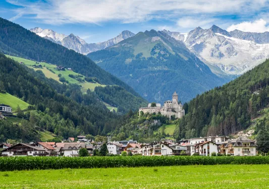 Wide shot of Campo Tures, Taufer's Castle in center.