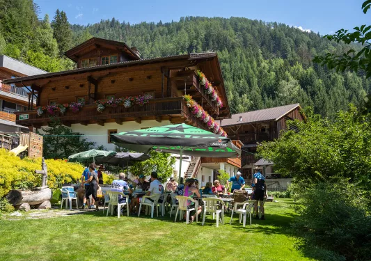 Shot of guests at Bauernhof Ruggenthaler.