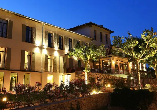 Exterior view of Les Lodges