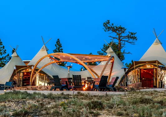 Exterior view of Under Canvas Bryce Canyon 