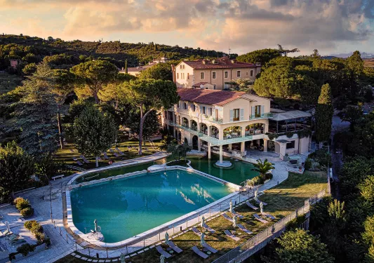 Arial Albergo Posta Marcucci