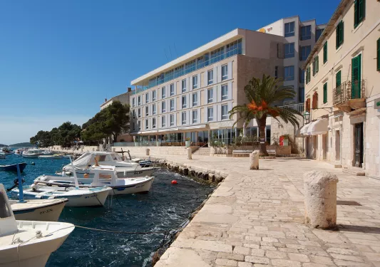 Exterior view of the Hotel Adriana