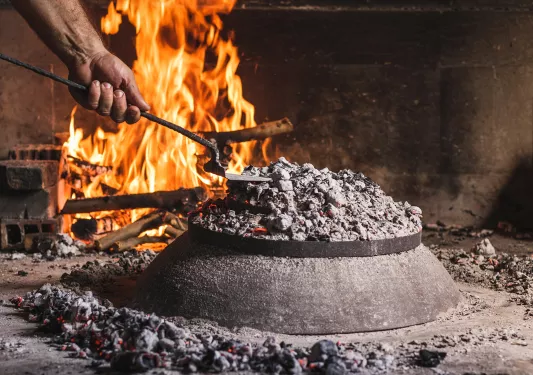 Local cooking with "Peka", or bell technique.