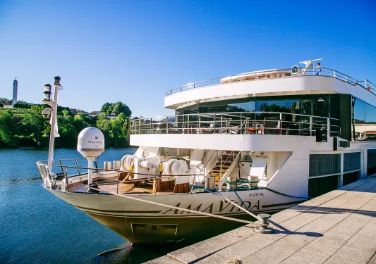 Shot of Ama Vida at port.