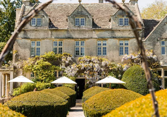 Exterior view of the Barnsley House