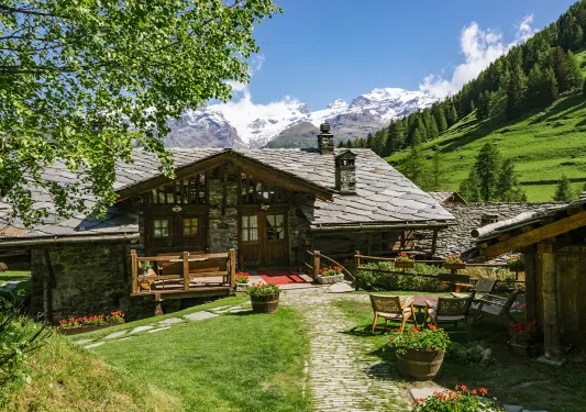 Exterior view of Hotellerie de Mascognaz