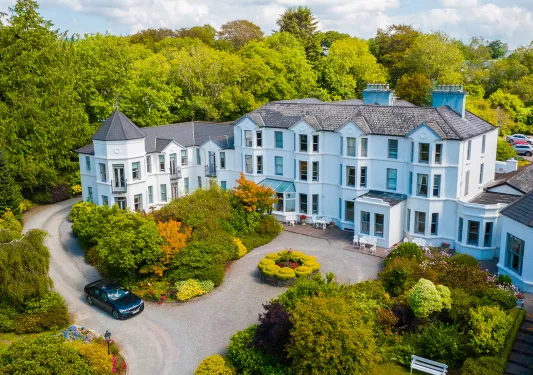 Exterior view of the Seaview House Hotel