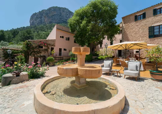 Exterior view of Hotel Rural S'Olivaret