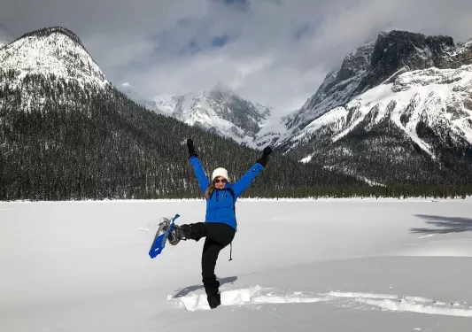 Guest Frozen Lake Canada