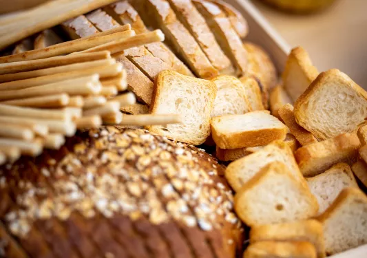Platter of bread and crackers.