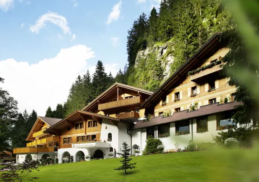 Exterior view of the Waldhotel Doldenhorn