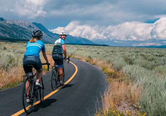 Backroads guest riding through scenic lane