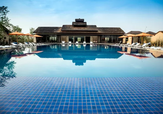 The pool at Taj Meghauli Serai