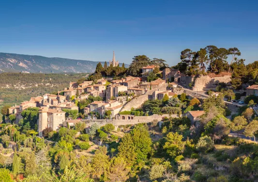 The hill top village of Bonnieux in Provence