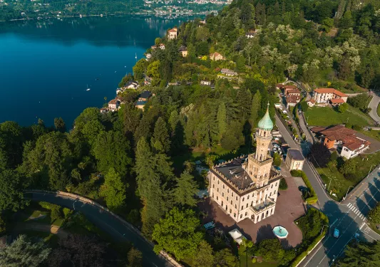 Bird's eye shot of the Cannavacciuolo Ristorante and it's surrounding village.