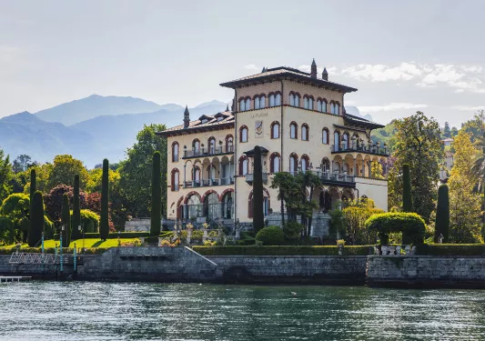 Shot of Villa Placida and it's surrounding lake.