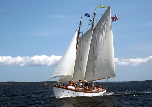 Shot of the Schooner Olad at sea.