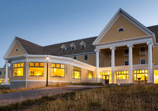 Exterior view of Lake Yellowstone Hotel