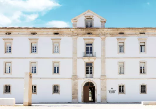 Front of the hotel Montebelo Mosteiro Alcobaca