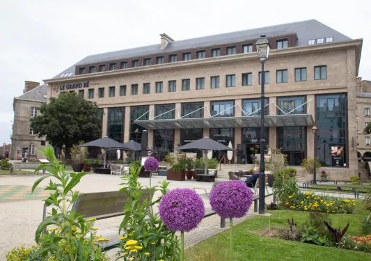 Exterior of Le Grand Be