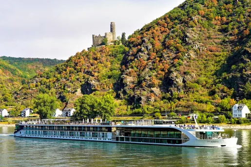 River with Rhinelan`d Maus Castle in background