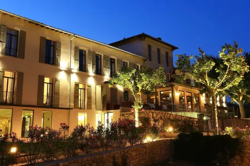 Exterior view of Les Lodges