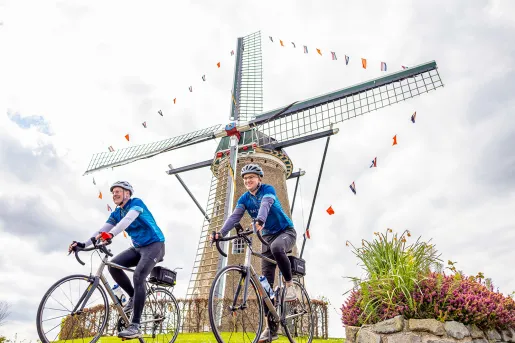 Bikers + windmill