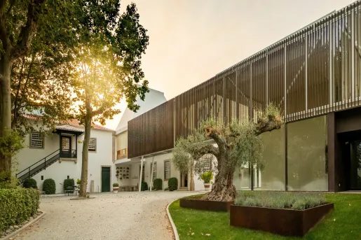 Exterior view of Quinta da Pecheca Hotel.