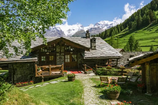 Exterior view of Hotellerie de Mascognaz