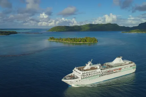 Aerial view of Le Paul Gauguin