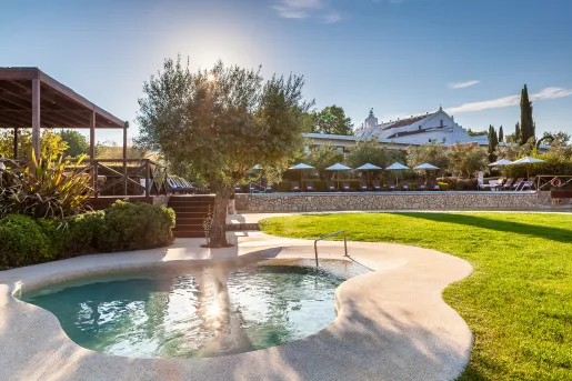 Convento do Espinheiro Hotel & Spa Grounds