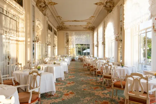 baroque dining room with carpeted floors