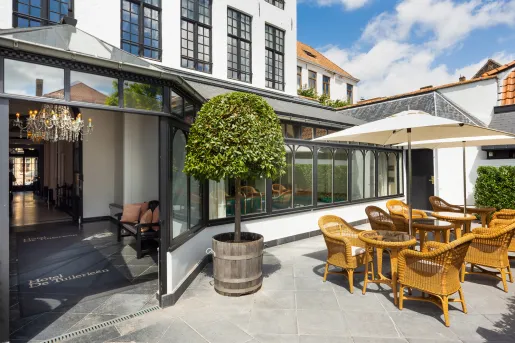 patio furniture outside of hotel