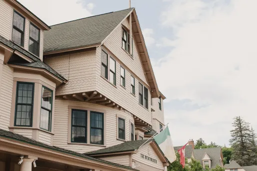The exterior of The Wentworth historic hotel in Jackson, NH