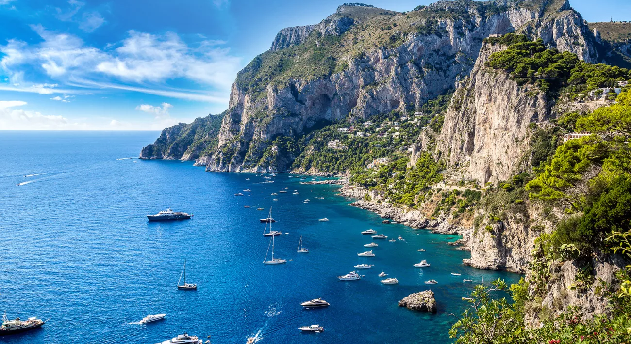 Mob Pastor klæde Amalfi Coast Walking & Hiking Tour: Capri & Ravello | Backroads Adventure  Travel